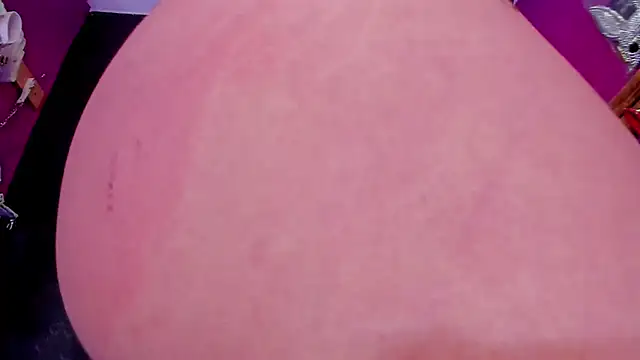 Alexa_Slave Live XXX-chat