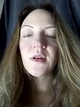 KattyLuuu 现场XXX聊天