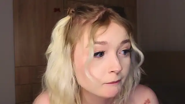 Онлайн чат XXX minigirl