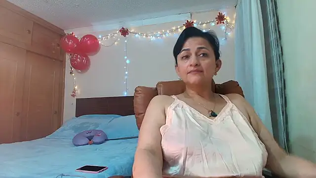 Chat +18 de ISABEEL_SOFIA01 ao vivo