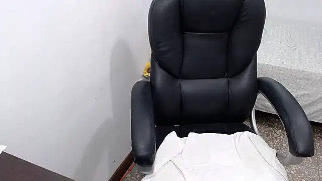 emiliaa_hotn Live XXX chat