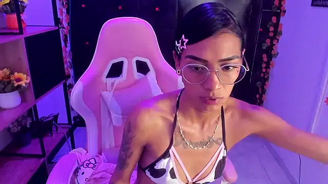 Živý XXX chat KarlaSlutSkinny__