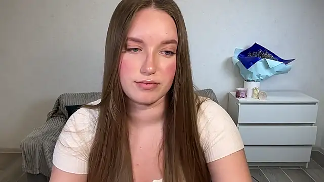 EvaMaddison Adlı Modelin Canlı XXX Sohbeti