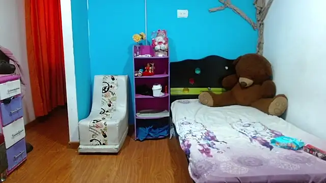 Andrea_deepsloppy লাইভ XXX চ্যাট