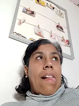 Chat +18 de Molly_newman6 ao vivo