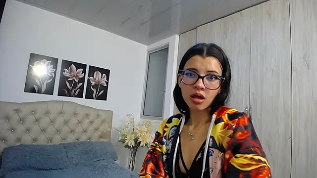 Chat +18 de pinky_f00x ao vivo