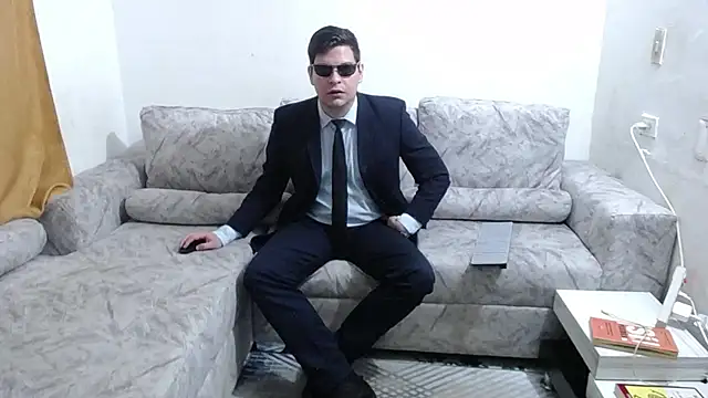 دردشة Victor_Maitland الجنسية المباشرة