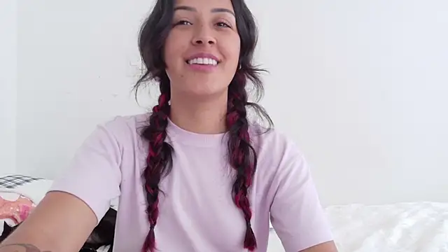 saribelcute 现场XXX聊天