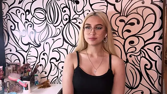 Chat +18 de Kat_Catherine ao vivo