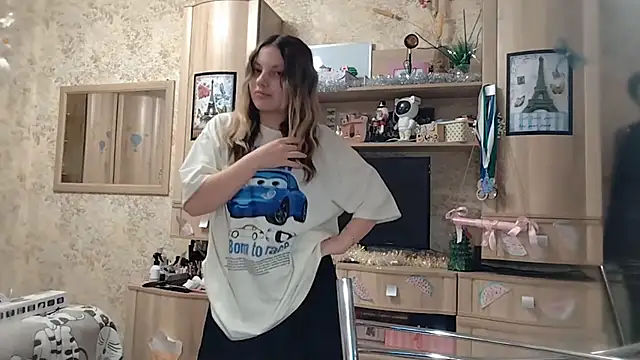 Chat +18 de loaneei ao vivo