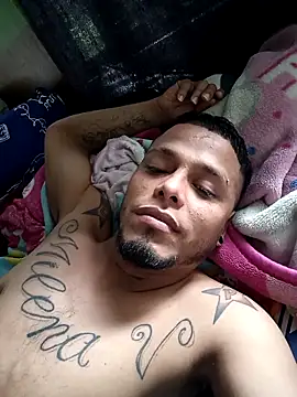 Reallove1999 Webcamshow