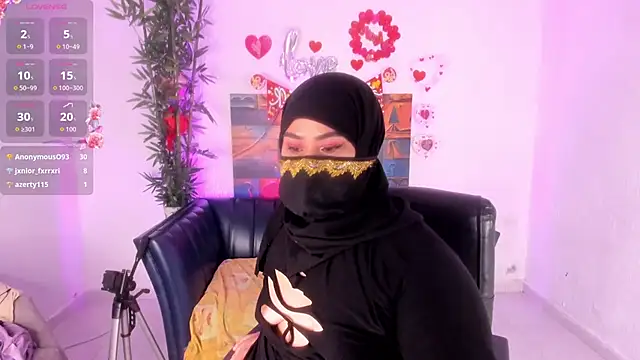 samanee_konn – Live XXX-chat