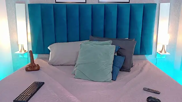 Онлайн чат XXX Madisonsmiith