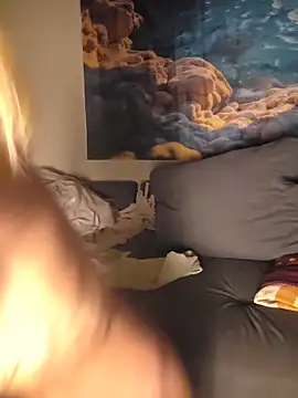 XXX chat uživo modela yola181