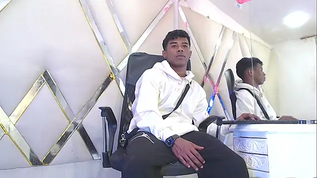 TonnyMarck Live XXX-Chat