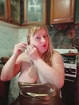 XHelenaX90 – Kamerová šou