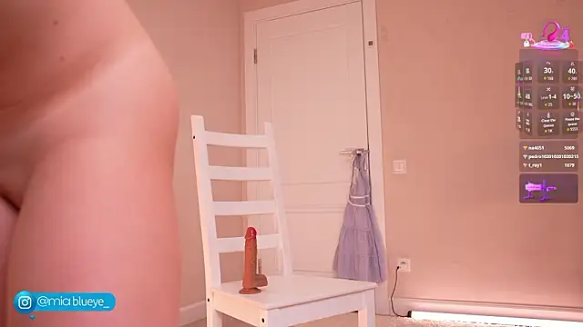 Miablueye Live XXX-chat
