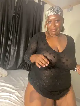 Chat XXX en directo de Cardiebae89