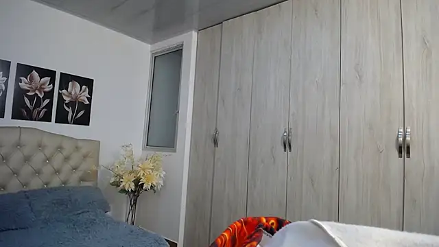 Czat XXX na żywo – pinky_f00x