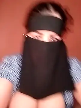 Miss_dou3ae Show in webcam