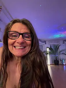 Chat +18 de Dance_Lady ao vivo