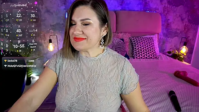 Show modela KiraRoxx na web-kameri