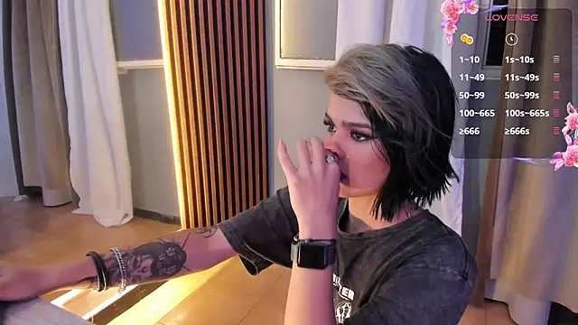 La_Diabla_111_'s Live XXX Chat