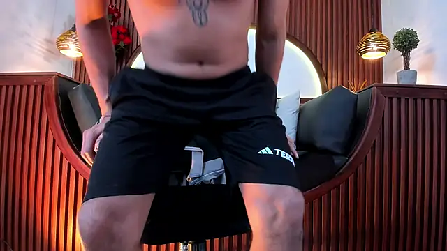 Donovan_Desmond – Naživo XXX chat