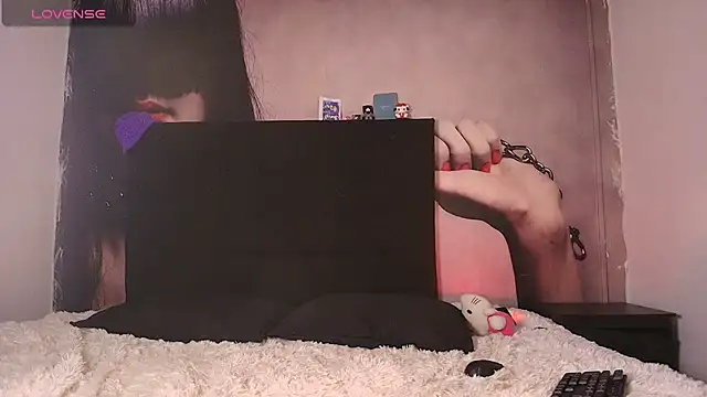 MELI_QUEEN_S7S: онлайн-секс-чат