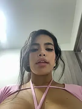 nikolsmithh's Live XXX Chat