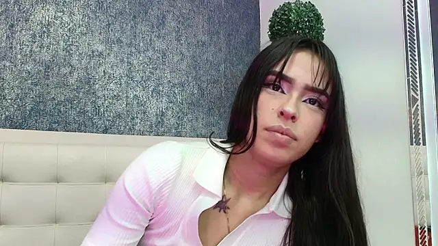 Cloeandtyfanny's Live XXX Chat