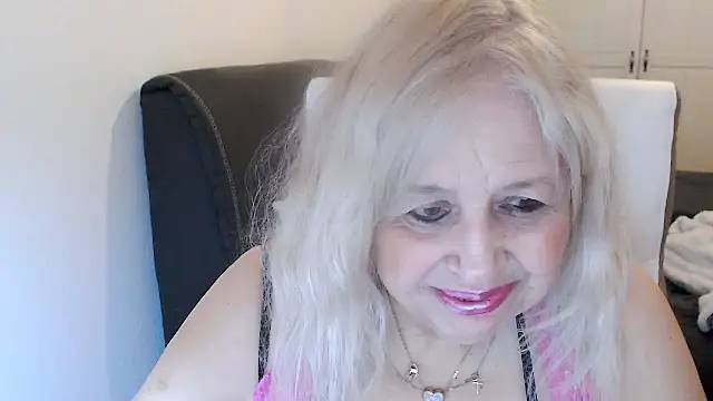 SusiLifeXXX's Live XXX Chat