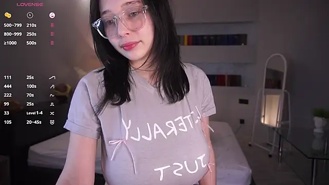 HannaHayles Chat XXX live