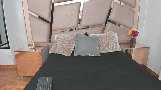 Kendal_Lane লাইভ XXX চ্যাট