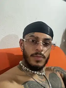 Chat XXX en directo de liyamjunior