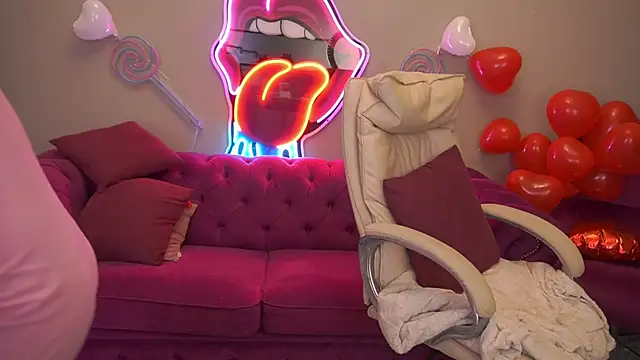 BellaLaPetit Obrolan Langsung XXX