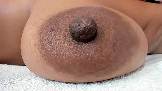 XXX chat uživo modela zara_lopez