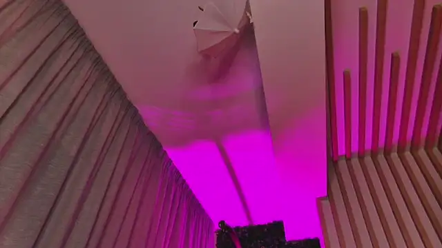 XXX chat uživo modela MadilynFox