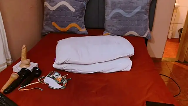 lunasexyXx: онлайн-секс-чат