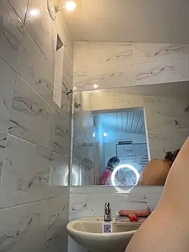 Chat +18 de Antonella_Julieta ao vivo