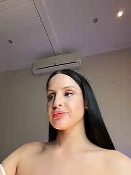 Evayra Adlı Modelin Web Kamerası Şovu