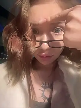 MilliDoll 라이브 XXX 채팅