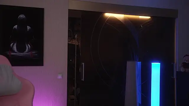 GirlGogo Adlı Modelin Canlı XXX Sohbeti