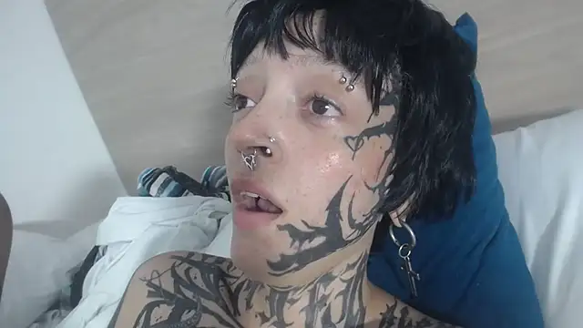 barbara_anal_squirt_ 即時 XXX 聊天