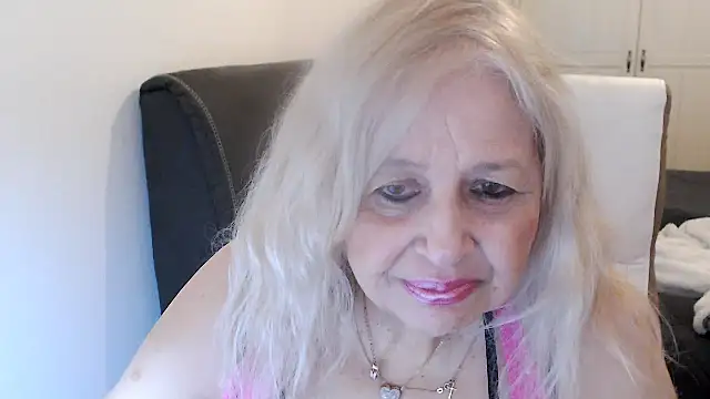 SusiLifeXXX: απευθείας συνομιλία ΧΧΧ