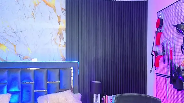 Issafoxx: απευθείας συνομιλία ΧΧΧ