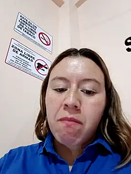 Hannah-colx élő XXX-chatje