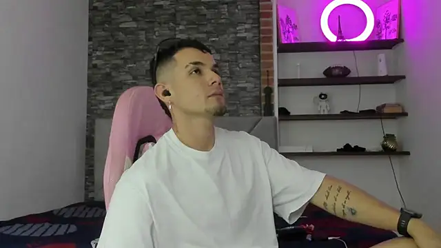 แชท XXX สดของ BooyHott_