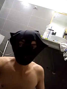 แชท XXX สดของ spitspittonmyface