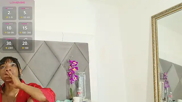 JadaMillss Adlı Modelin Canlı XXX Sohbeti